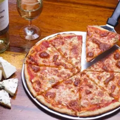 pizza-tertulia-de-queso